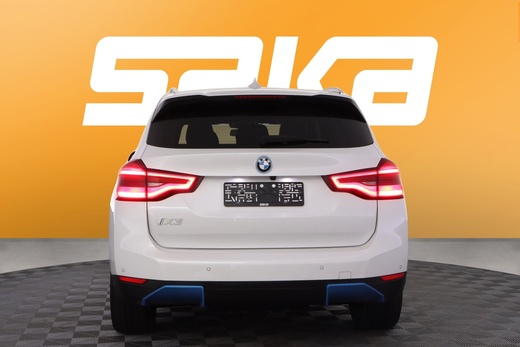 BMW iX3 vaihtoauto