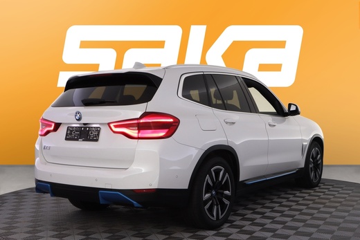 BMW iX3 vaihtoauto