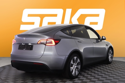 Tesla Model Y vaihtoauto