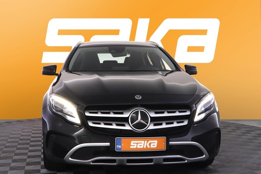 Mercedes-Benz GLA vaihtoauto
