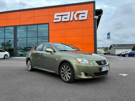 Lexus IS vaihtoauto