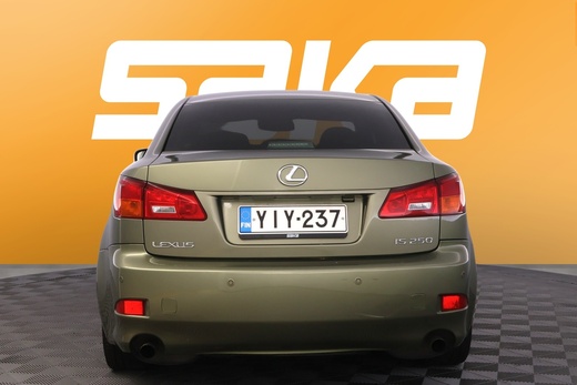 Lexus IS vaihtoauto