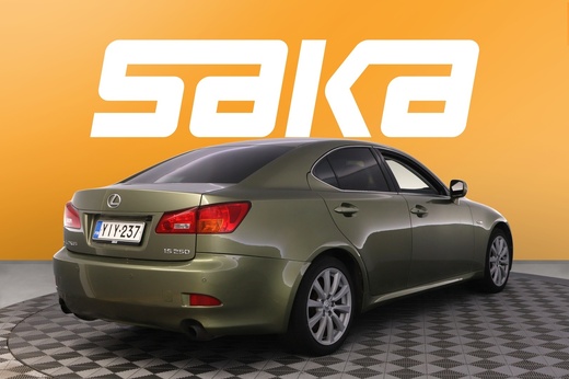 Lexus IS vaihtoauto
