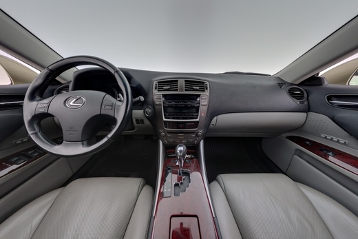 Lexus IS vaihtoauto