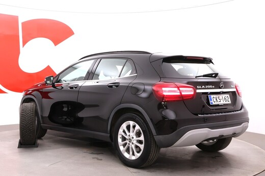Mercedes-Benz GLA vaihtoauto