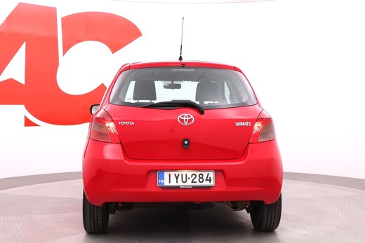 Toyota Yaris vaihtoauto