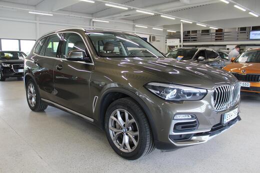 BMW X5 vaihtoauto