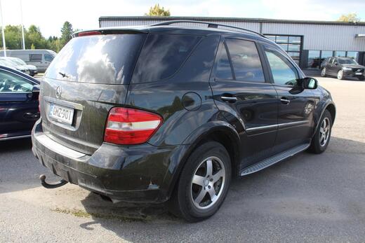 Mercedes-Benz ML vaihtoauto