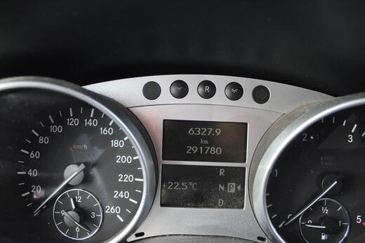 Mercedes-Benz ML vaihtoauto