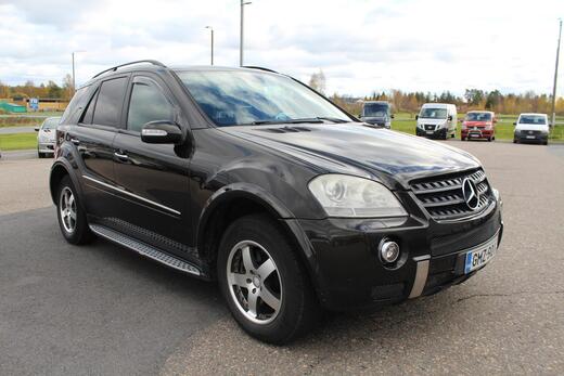 Mercedes-Benz ML vaihtoauto