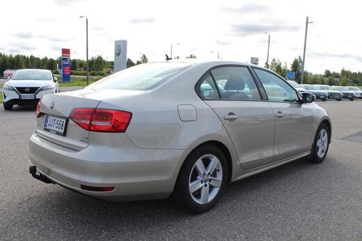 Volkswagen Jetta vaihtoauto