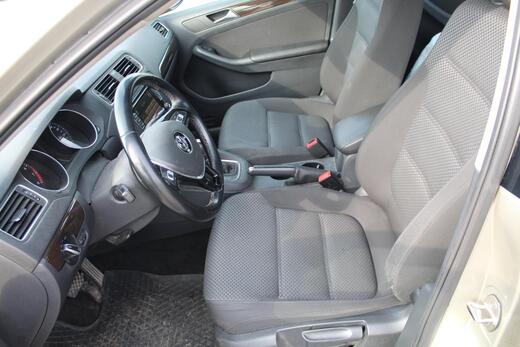 Volkswagen Jetta vaihtoauto
