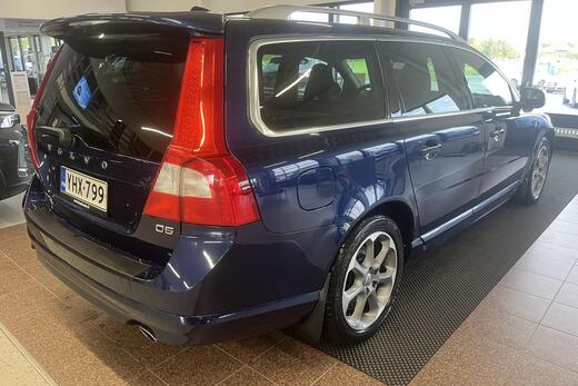 Volvo V70 vaihtoauto
