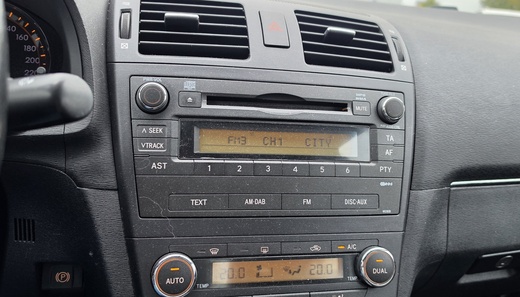 Toyota Avensis vaihtoauto