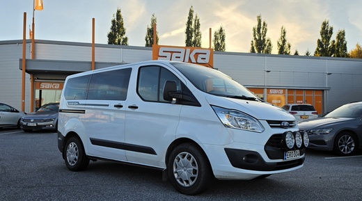 Ford Tourneo Custom vaihtoauto