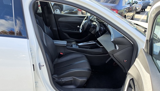 Peugeot 308 vaihtoauto