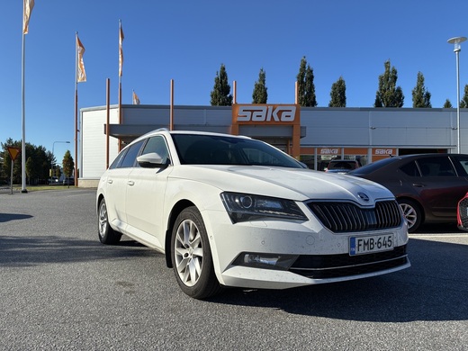 Skoda Superb vaihtoauto