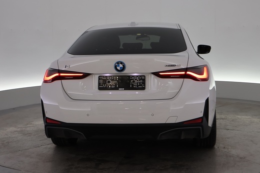 BMW i4 vaihtoauto