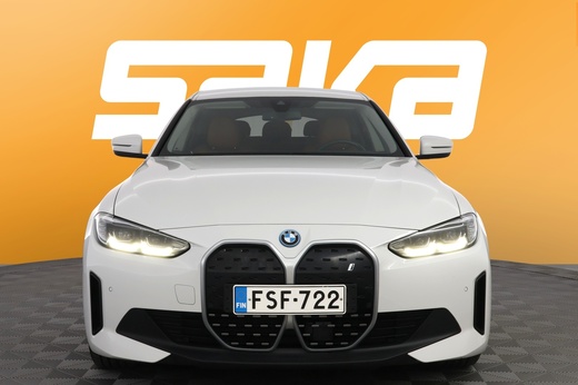 BMW i4 vaihtoauto