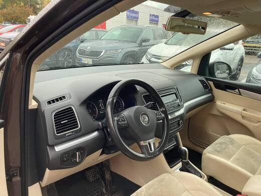 Volkswagen Sharan vaihtoauto