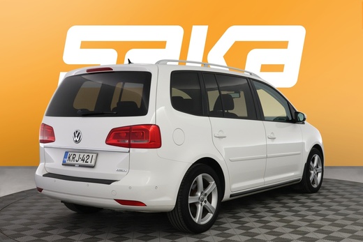 Volkswagen Touran vaihtoauto