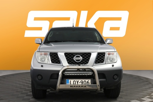 Nissan Navara vaihtoauto