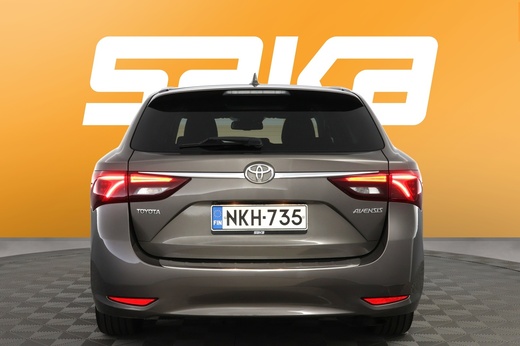 Toyota Avensis vaihtoauto