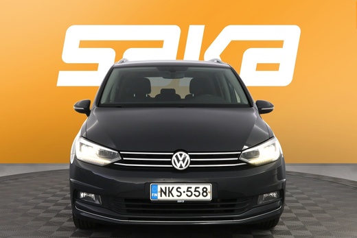 Volkswagen Touran vaihtoauto