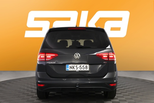 Volkswagen Touran vaihtoauto