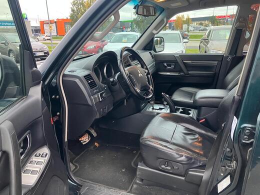 Mitsubishi Pajero vaihtoauto