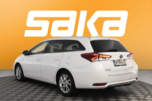 Toyota Auris vaihtoauto