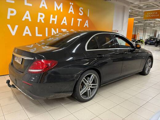 Mercedes-Benz E vaihtoauto