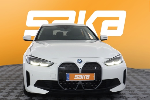 BMW i4 vaihtoauto