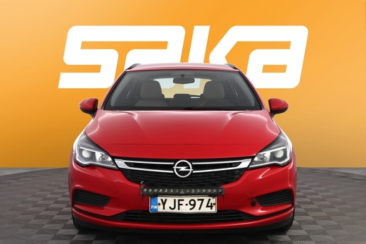 Opel Astra vaihtoauto