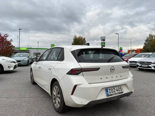 Opel Astra vaihtoauto