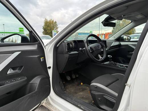 Opel Astra vaihtoauto