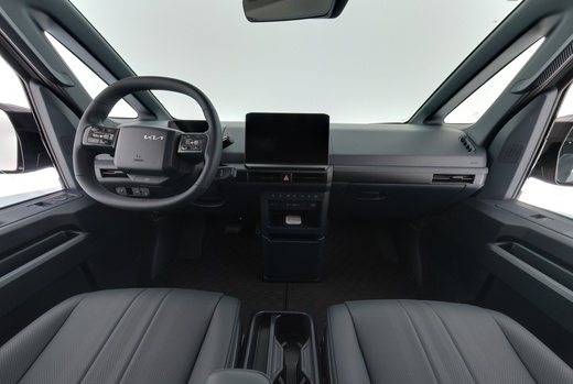 Kia PV5 vaihtoauto