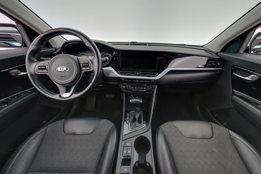 Kia Niro plug-in vaihtoauto