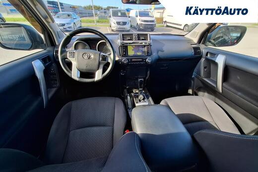 Toyota Land Cruiser vaihtoauto