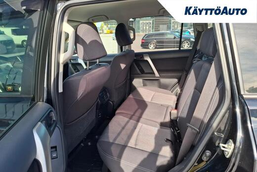 Toyota Land Cruiser vaihtoauto