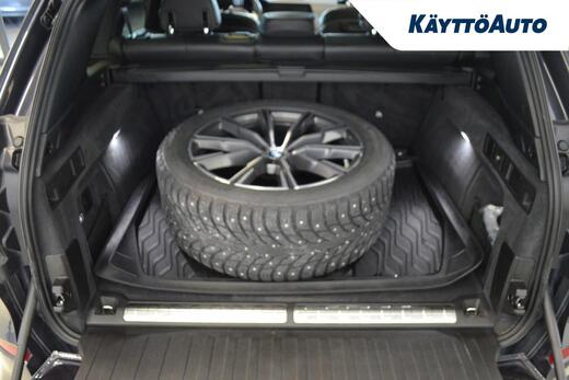 BMW X5 vaihtoauto