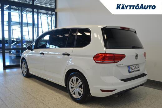 Volkswagen Touran vaihtoauto