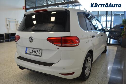 Volkswagen Touran vaihtoauto