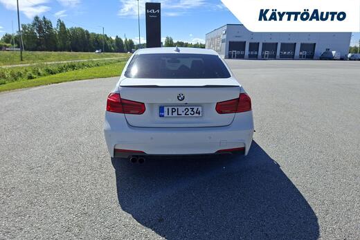 BMW 330 vaihtoauto