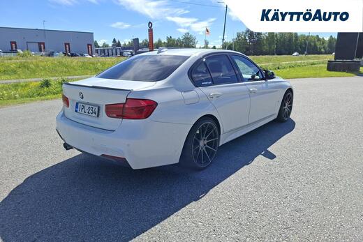 BMW 330 vaihtoauto