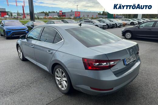 Skoda Superb vaihtoauto