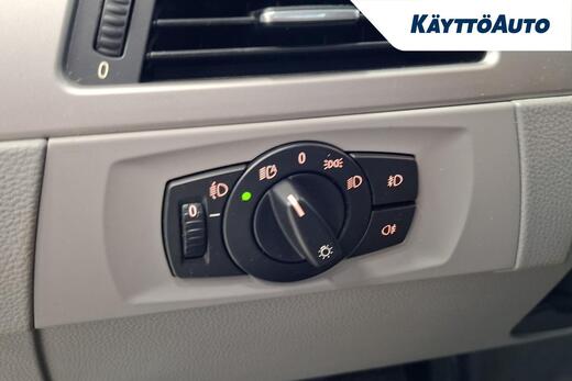 BMW 320 vaihtoauto