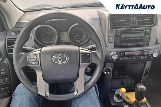 Toyota Land Cruiser vaihtoauto