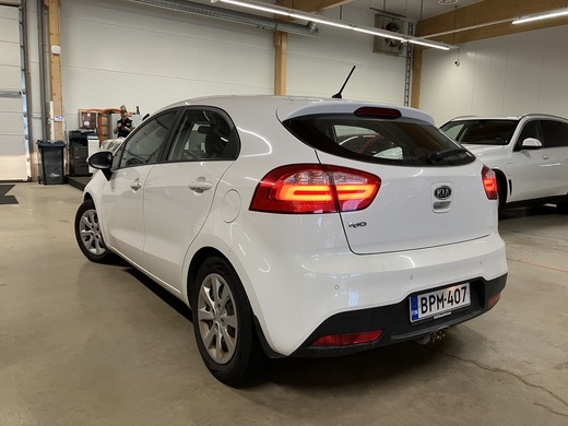 Kia Rio vaihtoauto