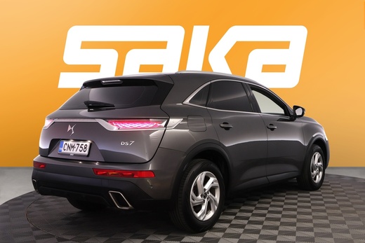 DS 7 vaihtoauto